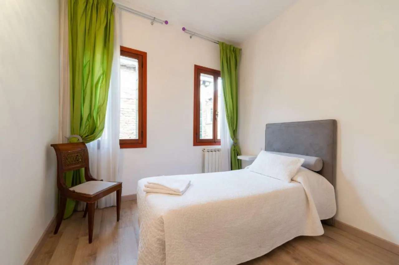 Serenissima Apartments Venice